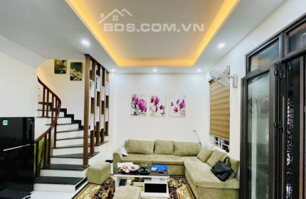 Nhà mới đẹp Kim Giang ngõ nông mt rộng 33m x 5 tầng, mt 4,6m chỉ 4,3 tỷ